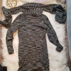 Daisy Fuentes sweater dress with scarf